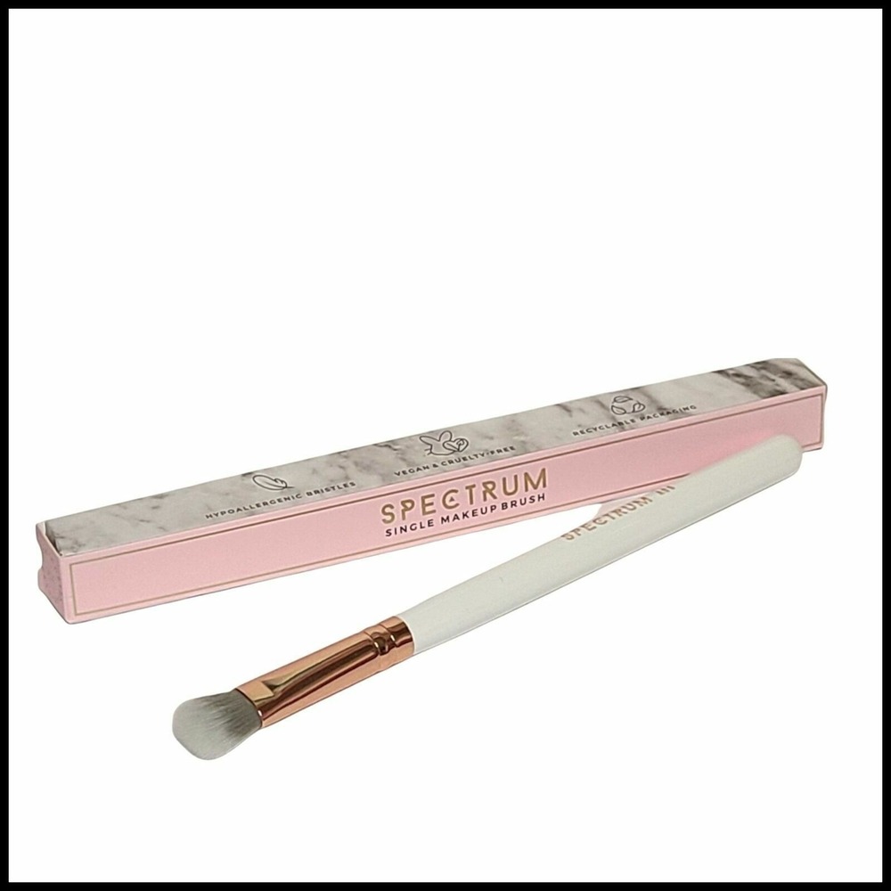 SPECTRUM COLLECTIONS Marbellous Large Fluffy Shader Eyeshadow Blending Brush NEW